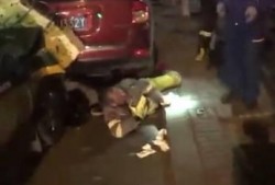 吃瓜视频大爷受伤,网络热议引发安全警示