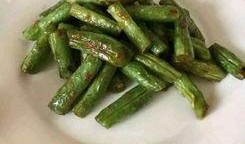 飞碟瓜怎么吃视频,跟随视频轻松学会