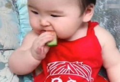 吃瓜儿子无视爸爸,家庭矛盾升级