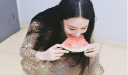 吃瓜少女穿书,吃瓜少女的穿书奇遇记