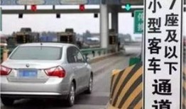 吃瓜导致堵车,一场意外的“瓜界”风波