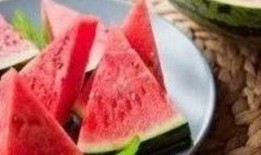 飘瓜月子可以吃吗,飘瓜月子期间适宜食用吗？营养专家为您解答