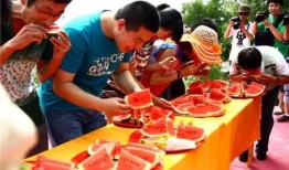 吃瓜大赛信丰,瓜香四溢，欢乐无限